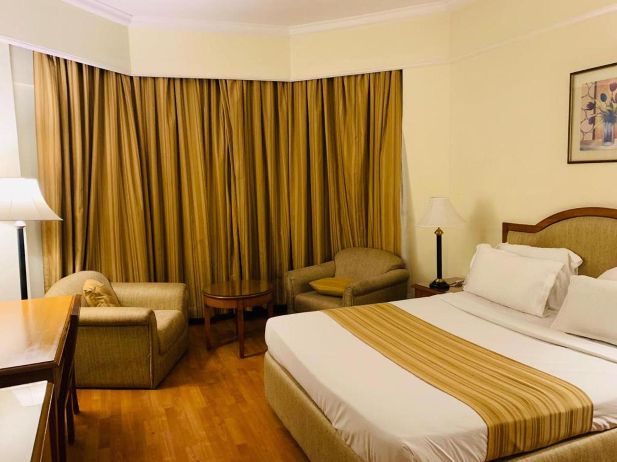 Katriya Hotel And Tower Hyderabad Exterior foto
